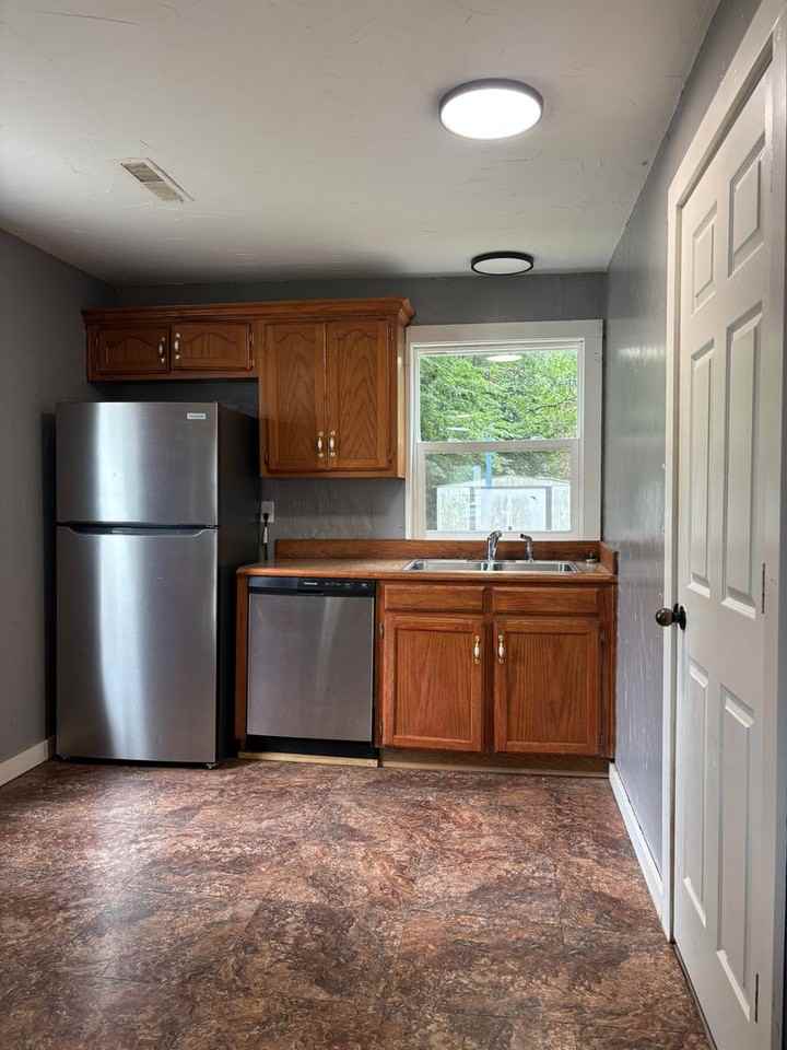 2838 W Washita St - Photo 5 of 14