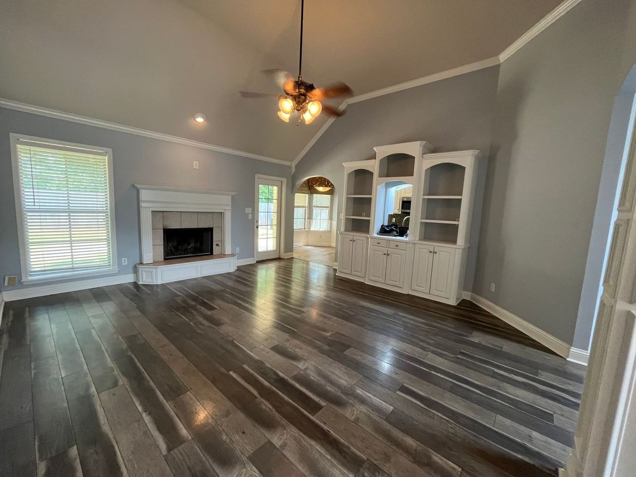 1050 Azalea Garden Dr - Photo 5 of 44