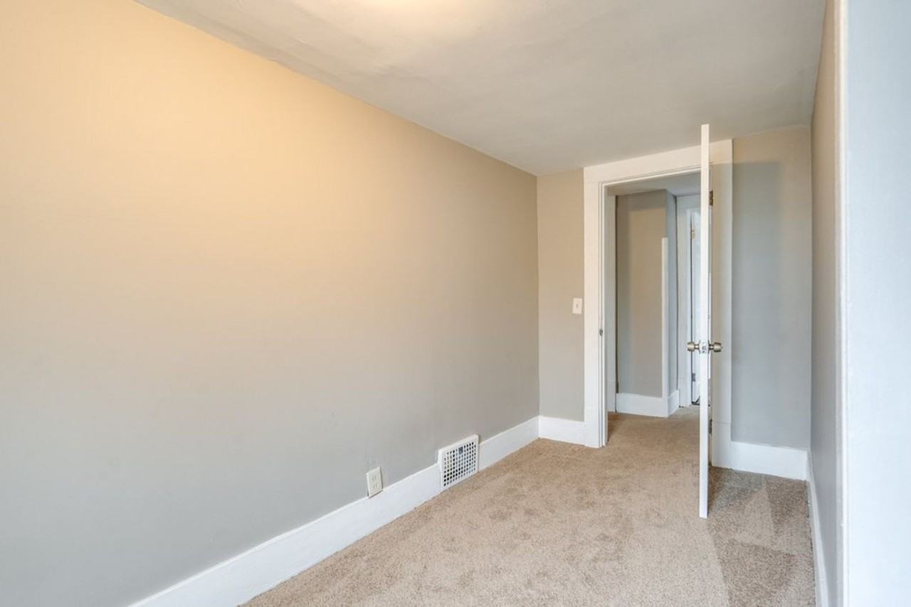 949 Ella Ct - Photo 7 of 14