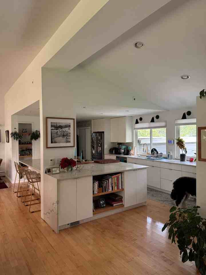 1237 Meadowbrook Avenue - Photo 2 of 32