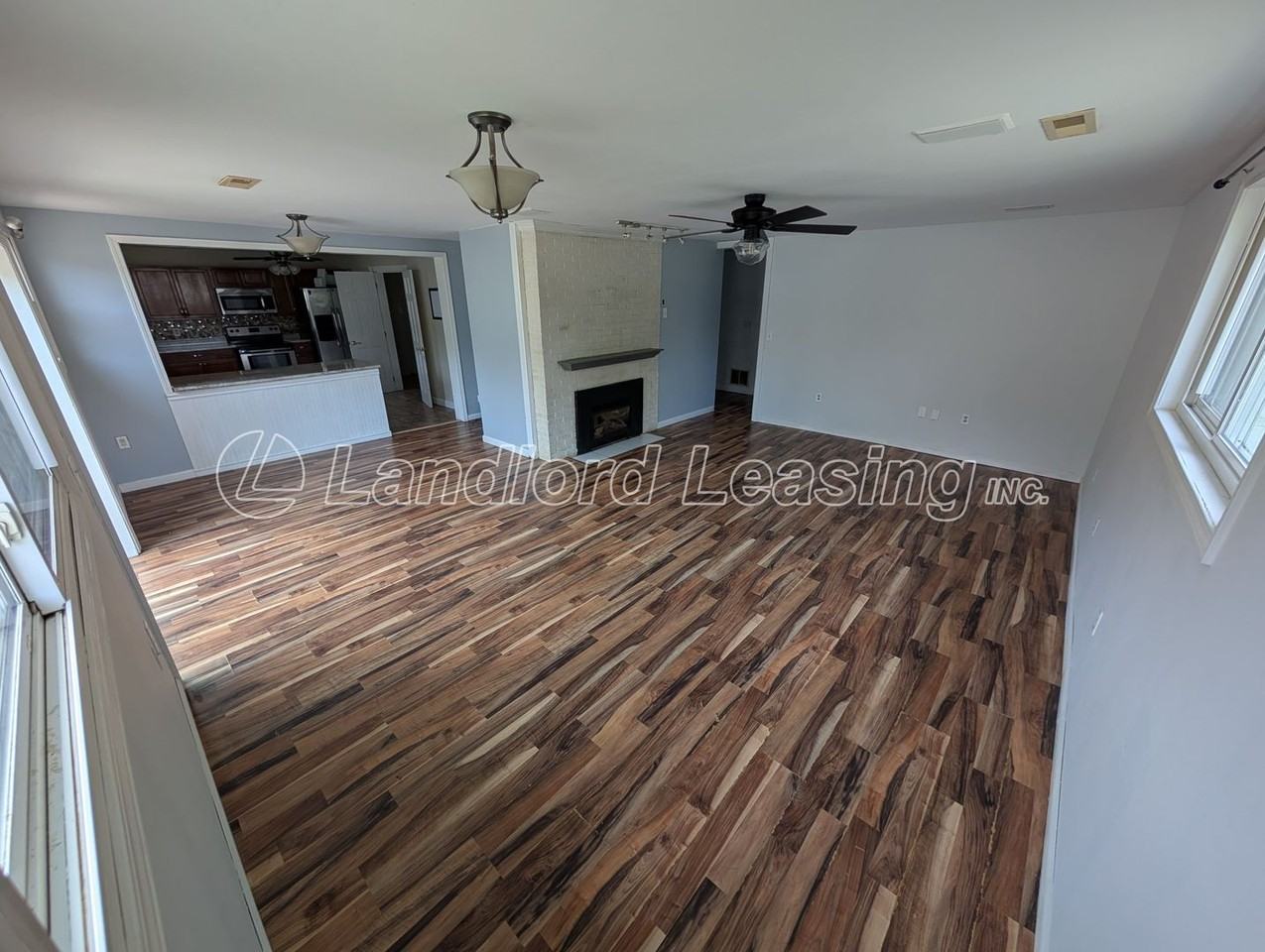 701 W Shore Blvd - Photo 2 of 14