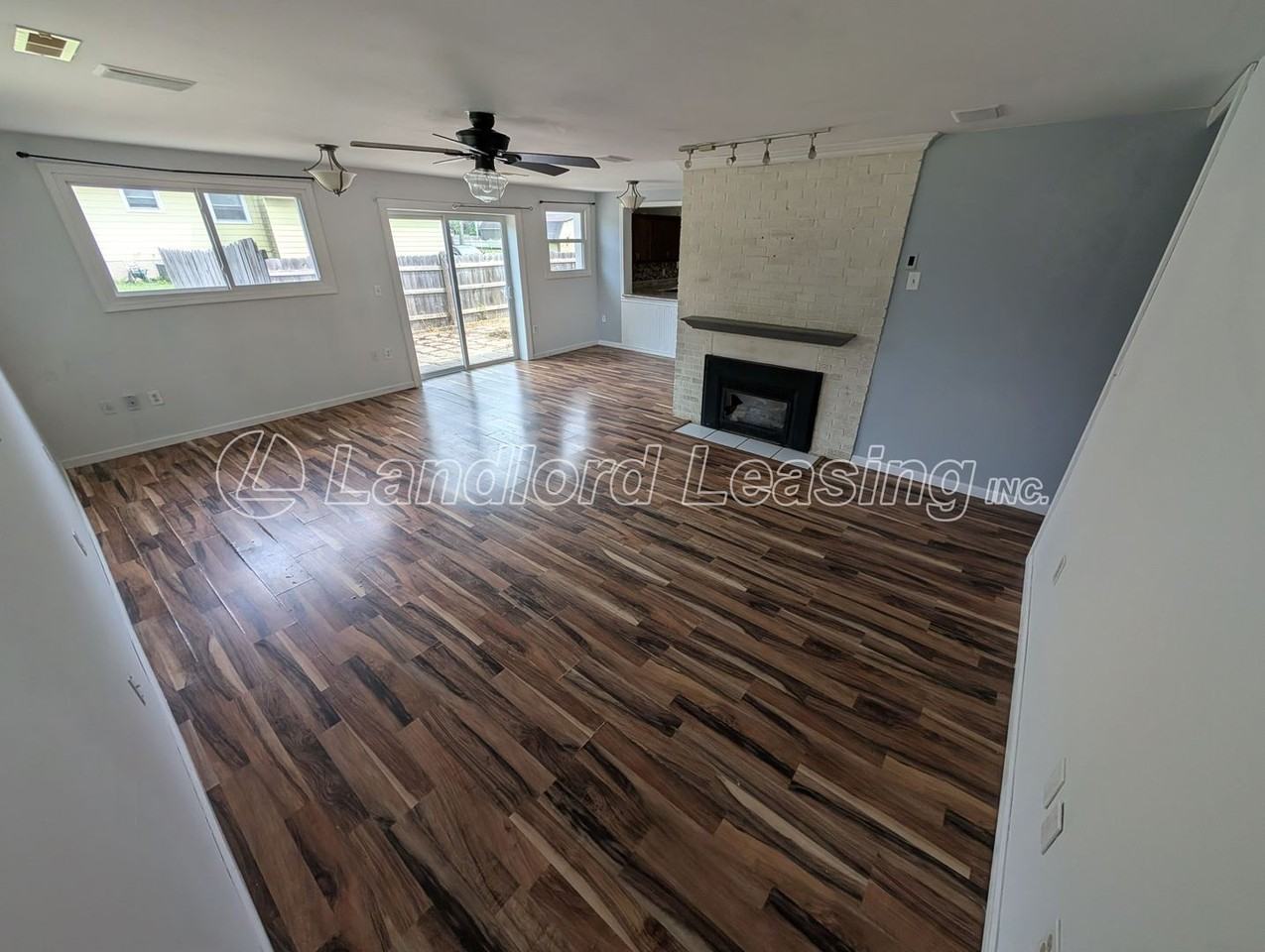 701 W Shore Blvd - Photo 3 of 14