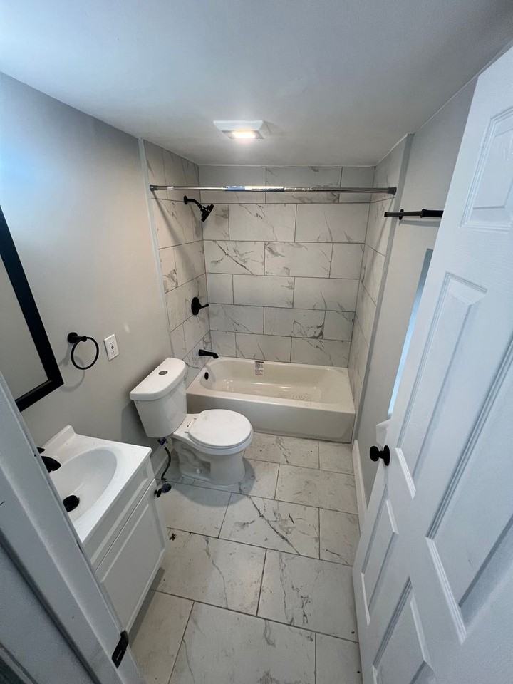 373 Saint Joes Ave - Photo 6 of 10