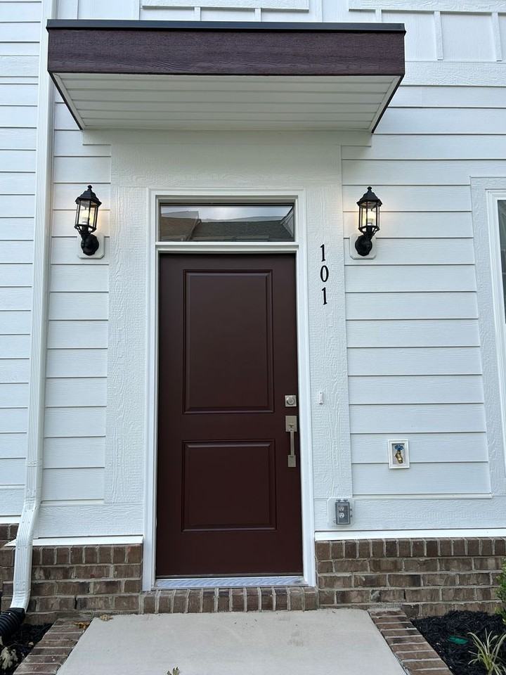 101 Avenda Ln - Photo 2 of 33