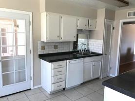 10229 Ashwood Dr - Photo 1 of 1