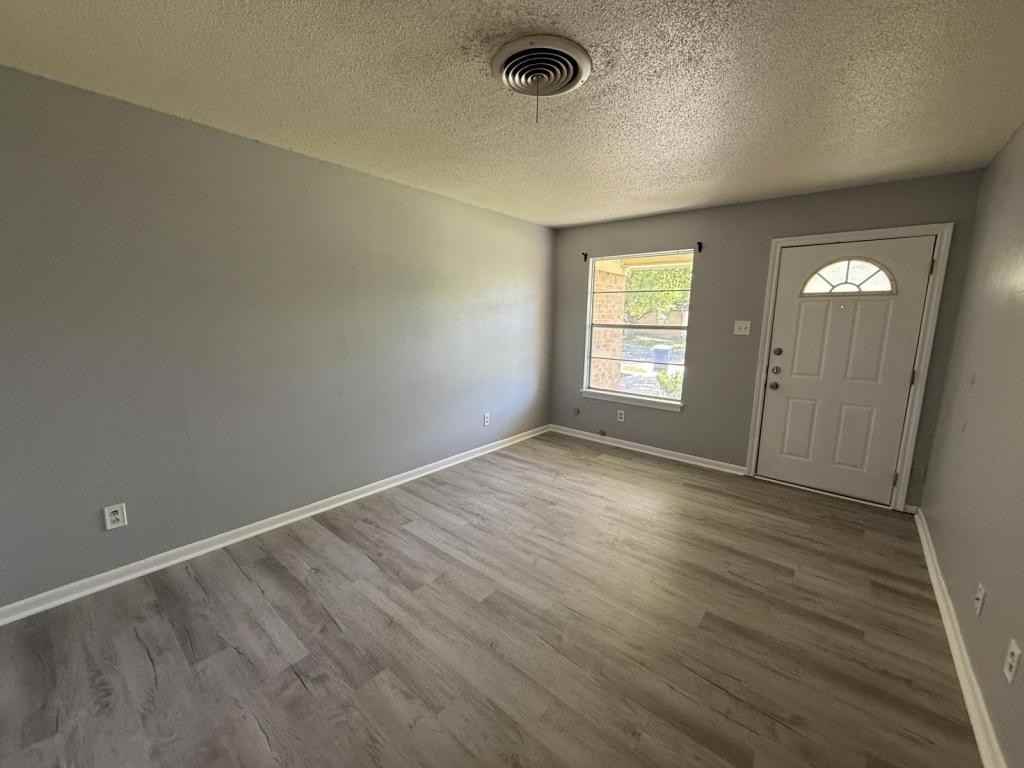 1204 S 7th St - Photo 7 of 38