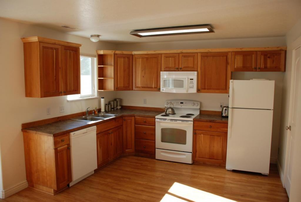 857 Quinn Ct - Photo 2 of 19