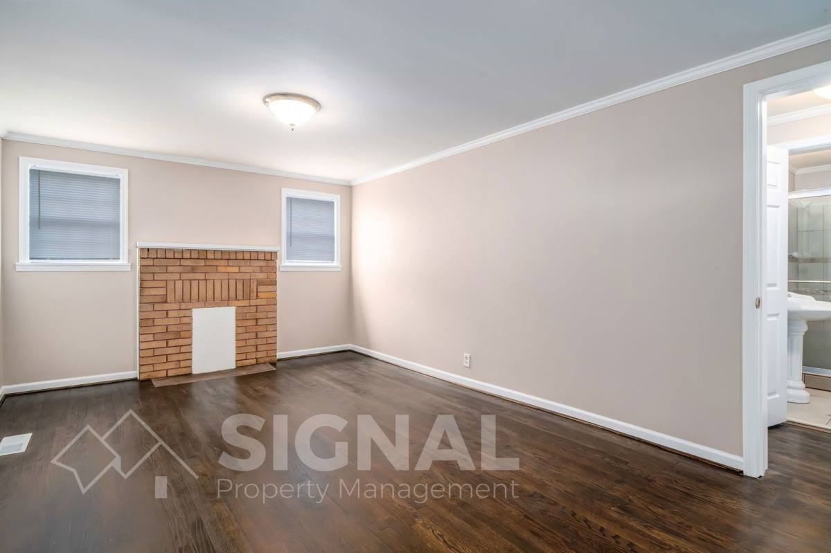 6276 Handy Ave - Photo 3 of 10