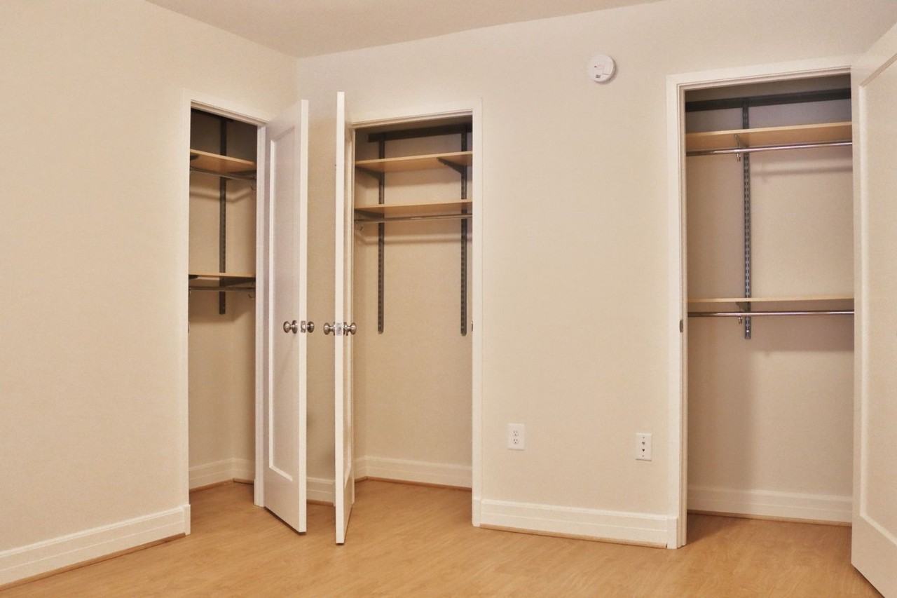 Hamilton House - Photo 5 of 46