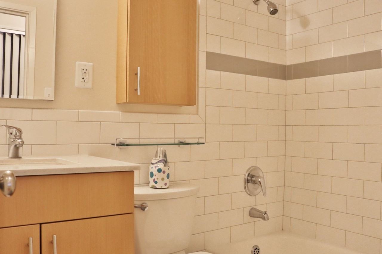 Hamilton House - Photo 6 of 46