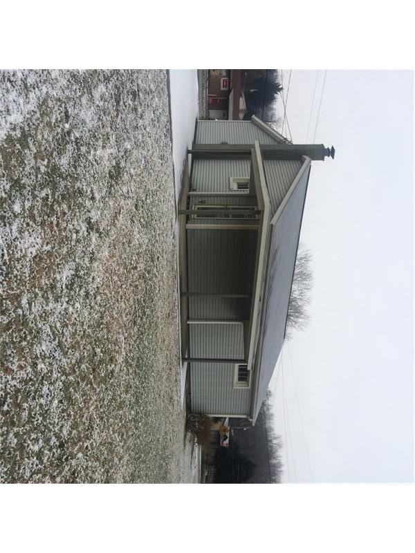 193 Center Ave - Photo 3 of 17