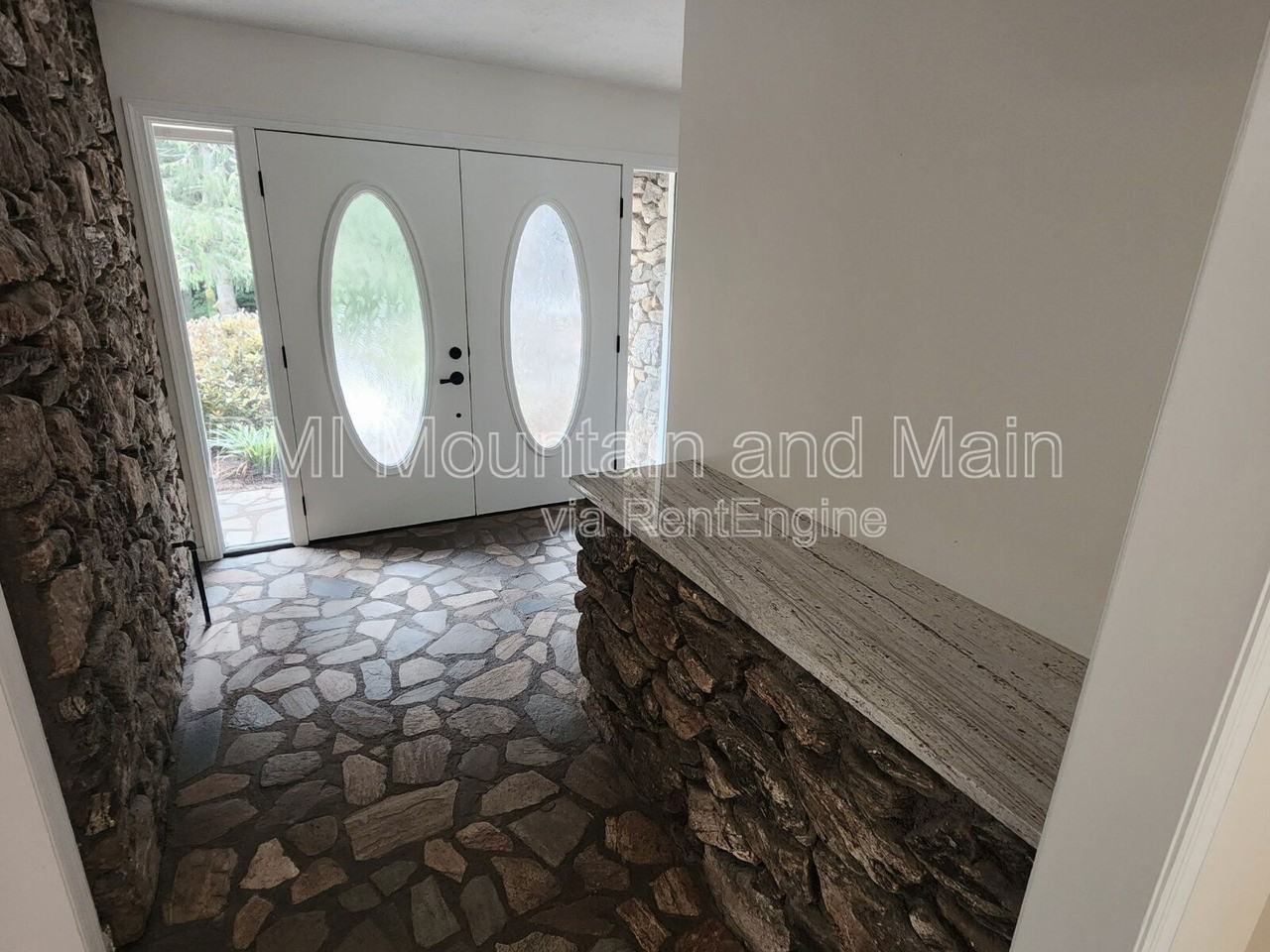 53 Jump Cove Rd - Photo 2 of 39