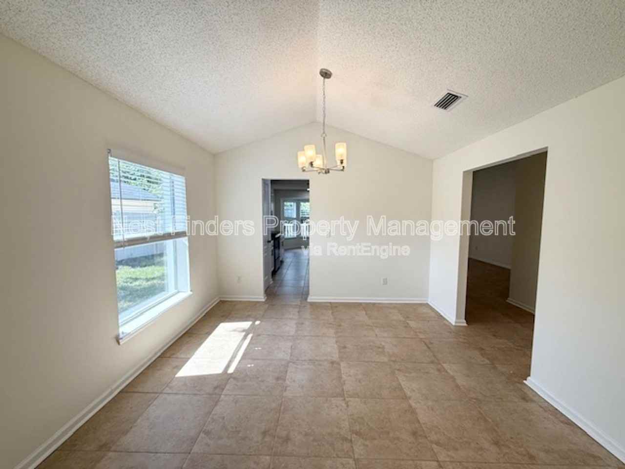 732 Grand Parke Dr - Photo 5 of 33