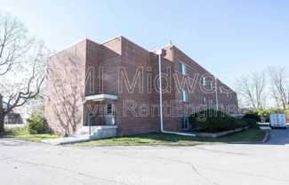 2215 E 56th St #10 - Photo 1 of 1