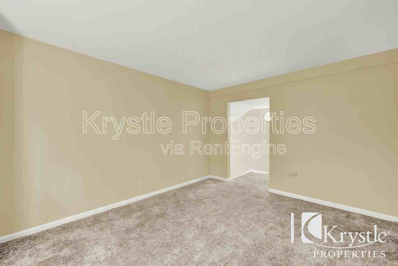 1029 Sutter St - Photo 4 of 20