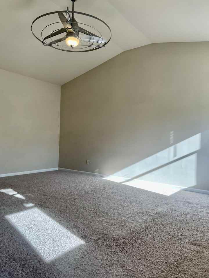 7260 Silk Tree Pointe - Photo 3 of 32