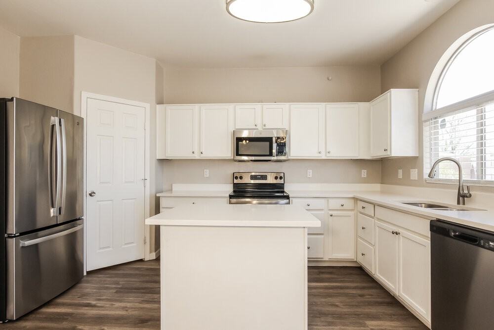 2526 S 90th Gln - Photo 7 of 17