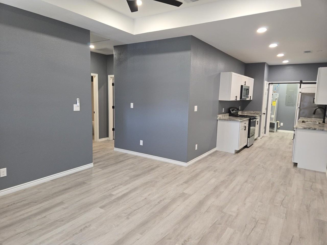 409 S Steen Dr #104 - Photo 2 of 17