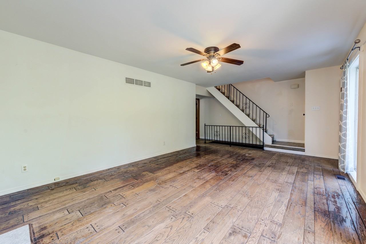 7211 Wayles Drive - Photo 2 of 19