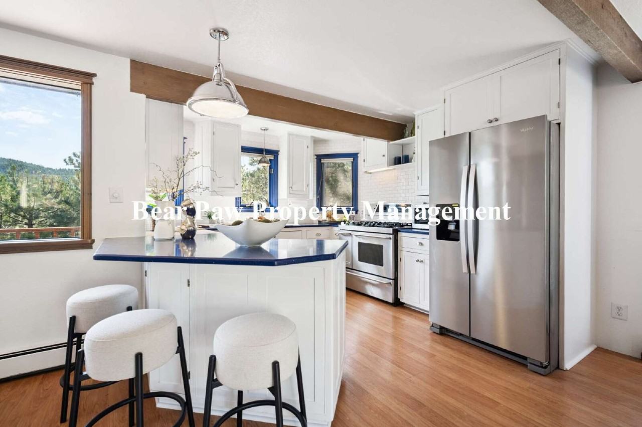 5939 S Skyline Dr - Photo 7 of 19
