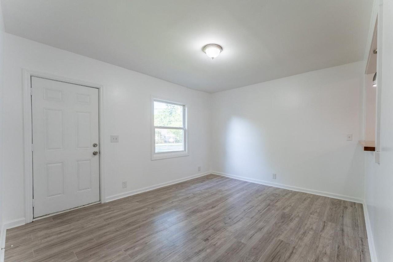 922 Morrow Rd #2 - Photo 7 of 20