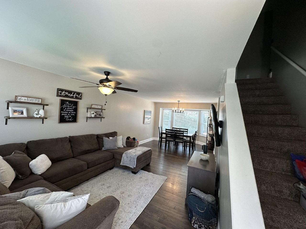 2745 Whitecreek Ln - Photo 3 of 20