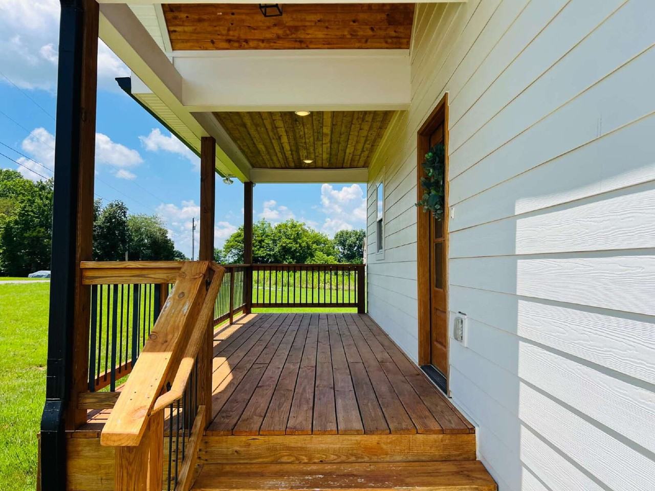 125 E Carter Rd - Photo 3 of 25