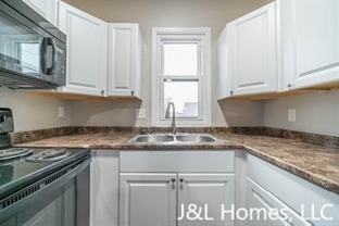 170 S Highland Ave - Photo 1 of 1