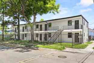 4421 4421 Burgundy - 202 #202 - Photo 1 of 1