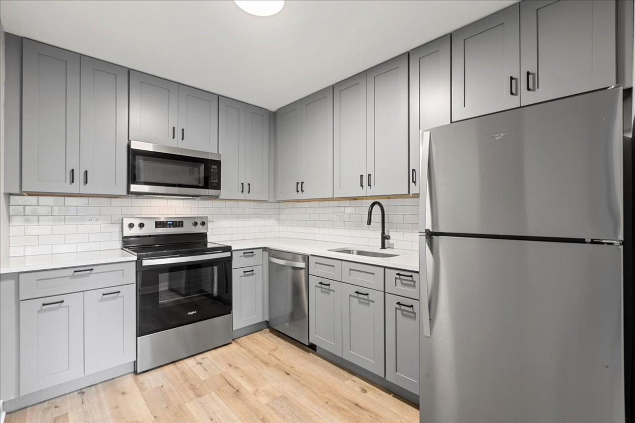 Maple Grove Apartments - Photo 4 of 32