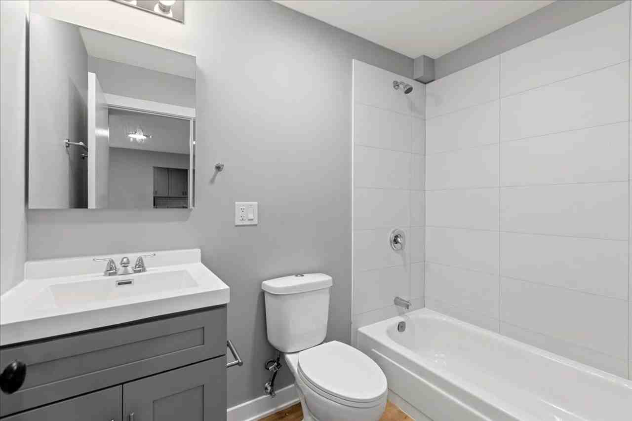 Maple Grove Apartments - Photo 6 of 32