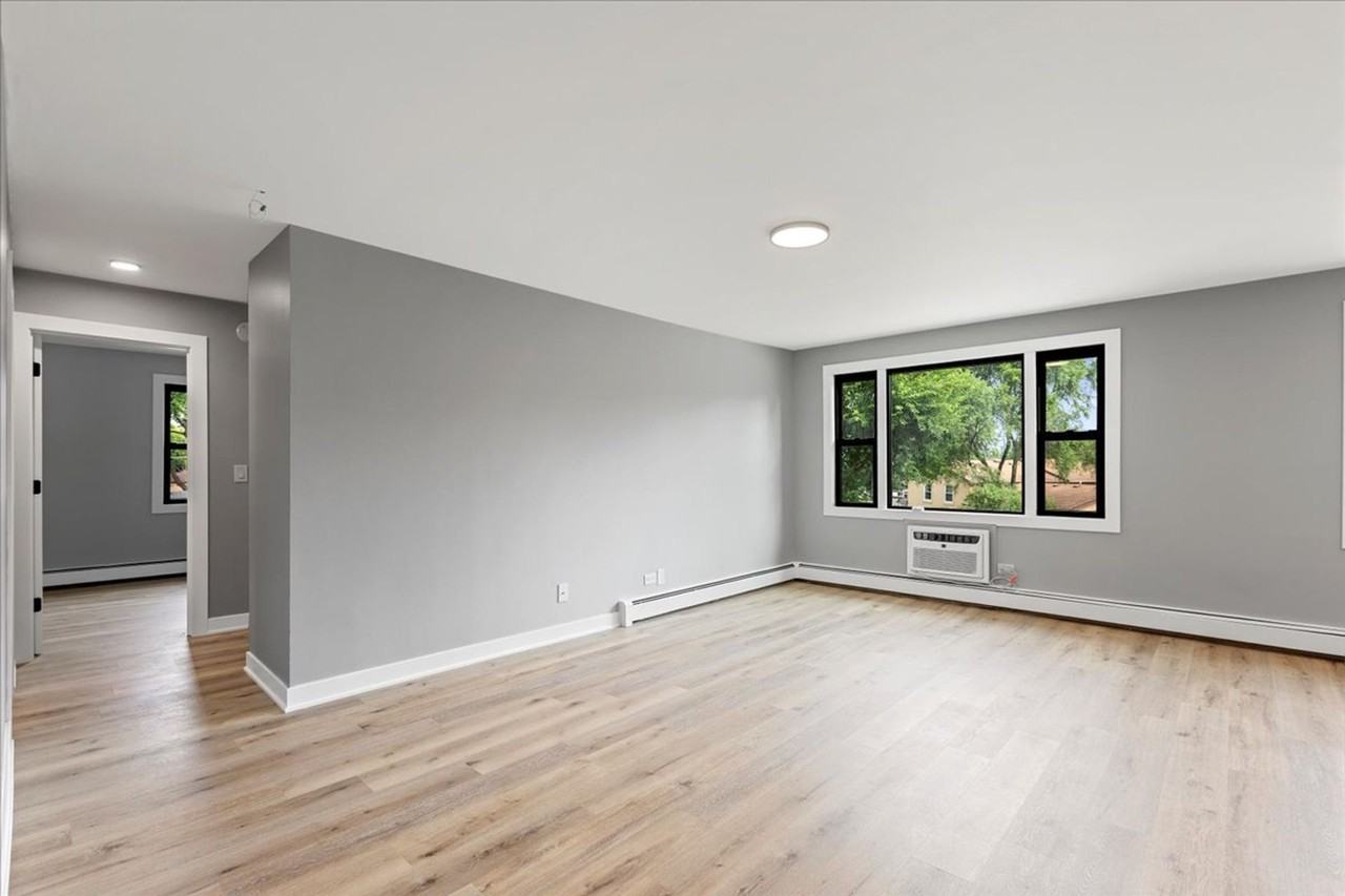 Maple Grove Apartments - Photo 7 of 9