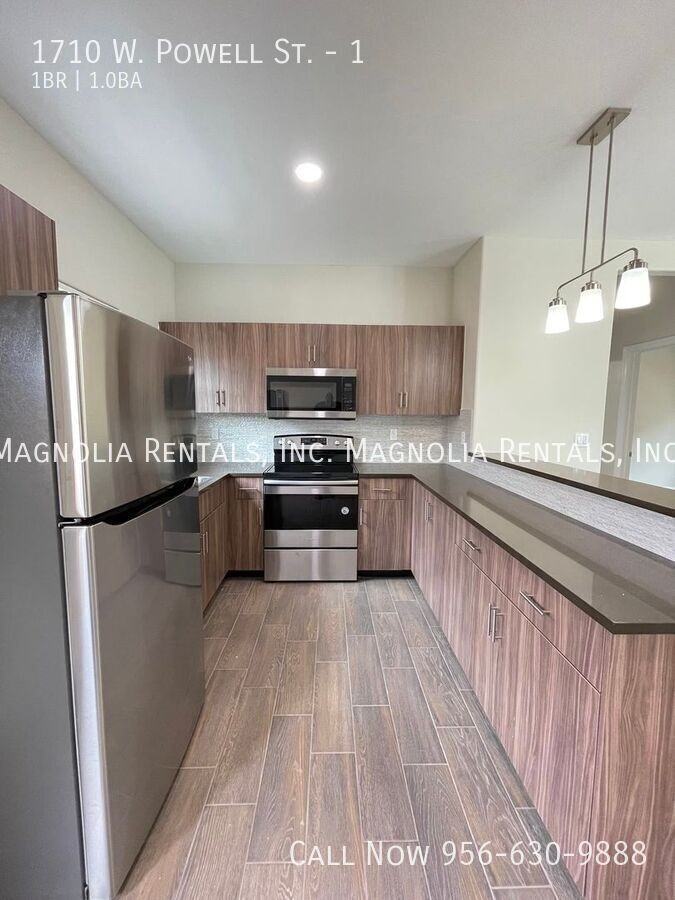 1710 Powell Street #1 - Photo 6 of 16