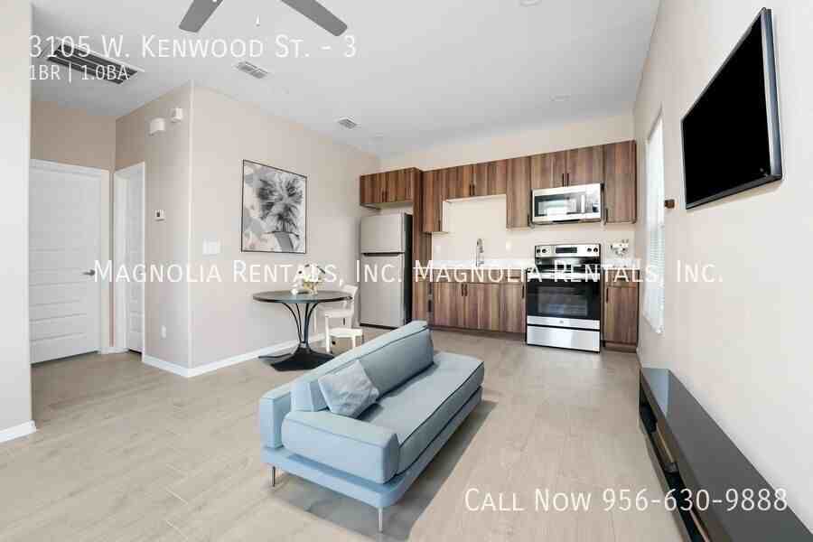 3105 W Kenwood St #3 - Photo 2 of 8