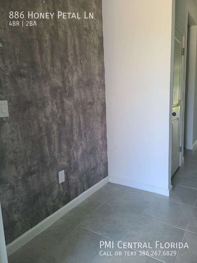 886 Honey Petal Ln - Photo 3 of 44