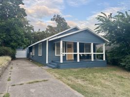 featured image of 304 N Cimarron Ave #NA