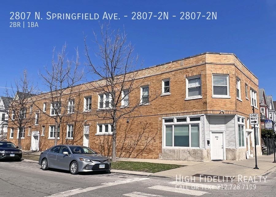 2807 N Springfield Ave