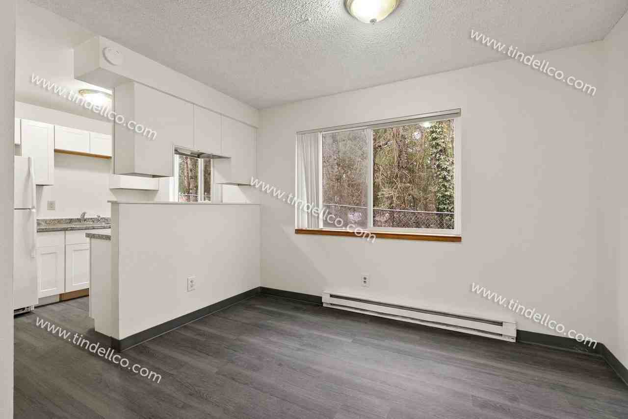 285RK - Wellington Square - Photo 3 of 20