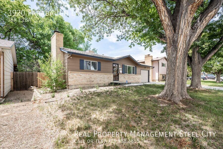3920 Farabaugh Ln - Photo 3 of 28