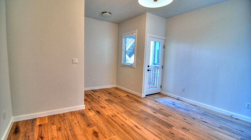 1373 Minna St - Photo 2 of 19
