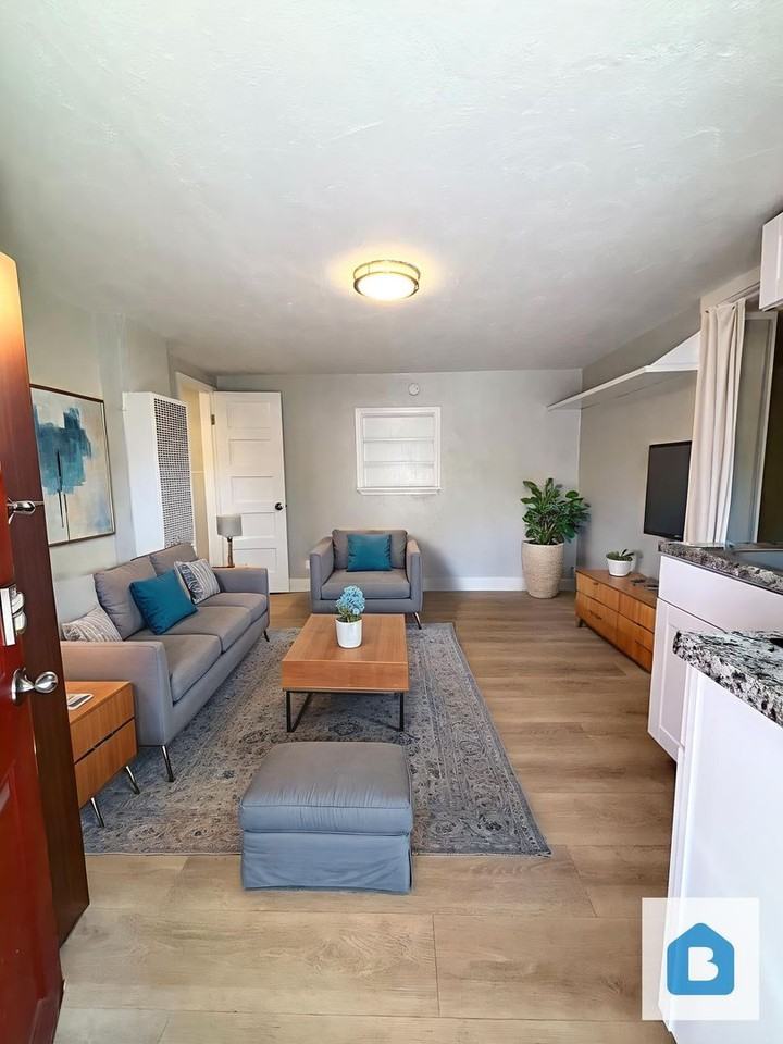 3612 W Colorado Ave #103