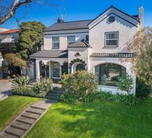 featured image of 216 S Orange Dr