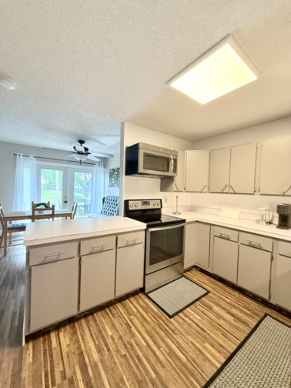 1601 27th Ave - Photo 5 of 20