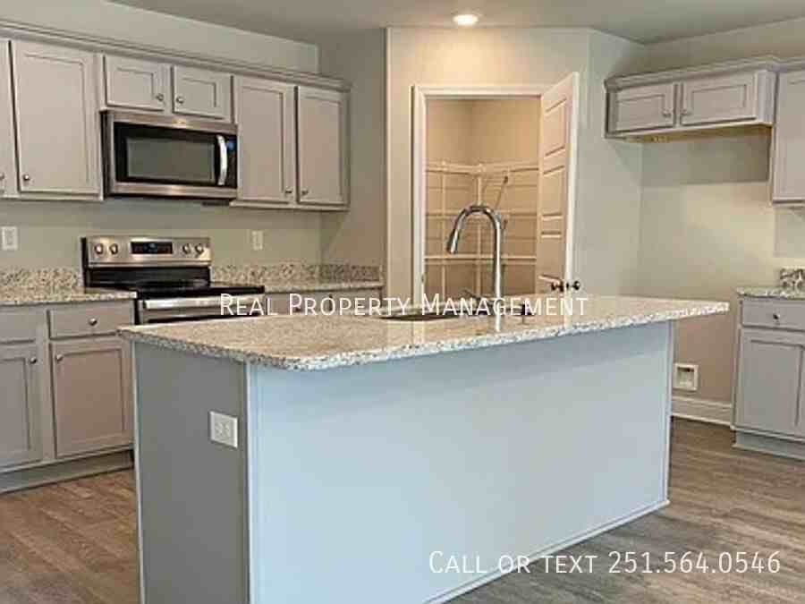 2552 Thornbury Loop - Photo 3 of 17