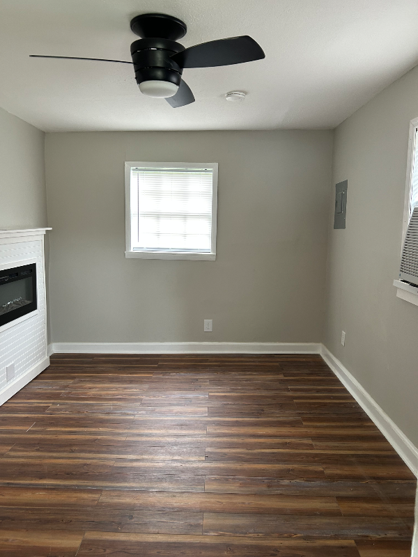 607 Holly Ave #1 - Photo 3 of 7