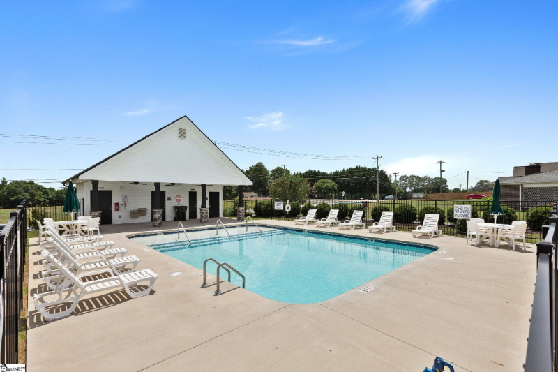 120 Aleppo Ln - Photo 3 of 12