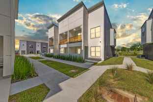 215 Canvasback Dr - Photo 1 of 1