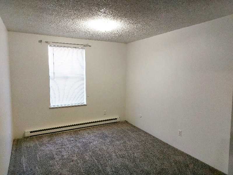 1010 East Evans Avenue - Photo 5 of 12