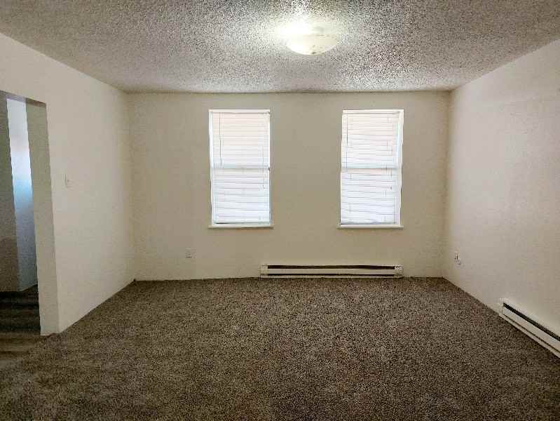 1010 East Evans Avenue - Photo 6 of 12