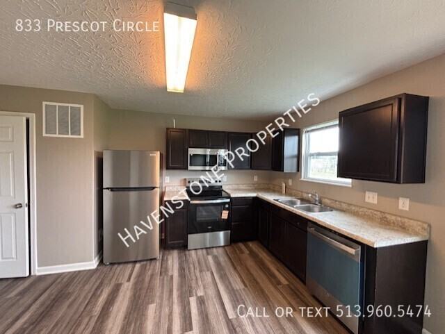 833 Prescot Circle - Photo 2 of 14